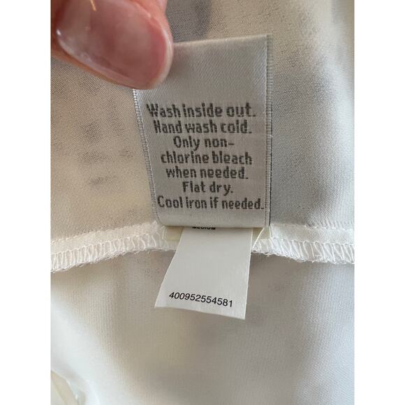 LC Lauren Conrad White Long Sleeve Lace Yoke Laser Cut Women's Blouse Size M - Picture 9 of 9